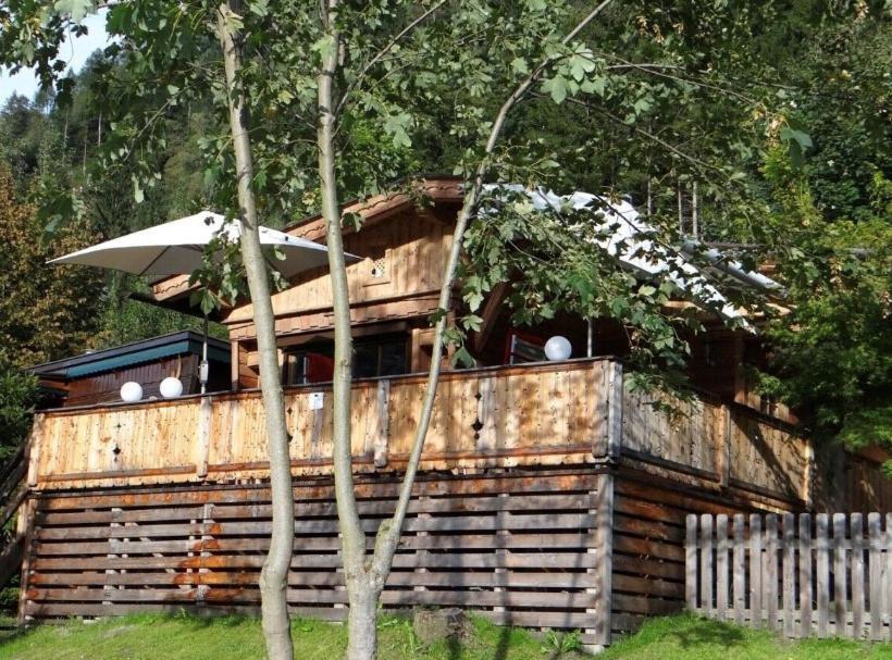 Chalet - Direkt Am 5 Sterne Campingplatz Aufenfeld Im Zillertal Mit Hallenbad Und Sauna Aschau Im Zillertal Eksteriør billede