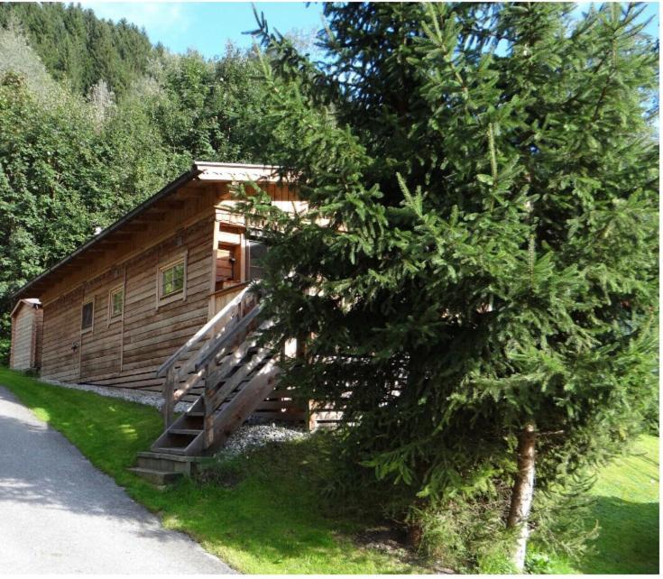 Chalet - Direkt Am 5 Sterne Campingplatz Aufenfeld Im Zillertal Mit Hallenbad Und Sauna Aschau Im Zillertal Eksteriør billede