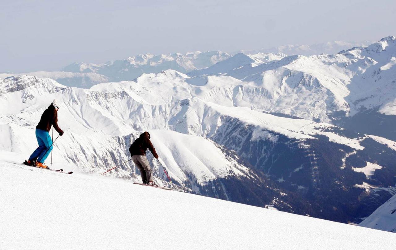 Chalet - Direkt Am 5 Sterne Campingplatz Aufenfeld Im Zillertal Mit Hallenbad Und Sauna Aschau Im Zillertal Eksteriør billede